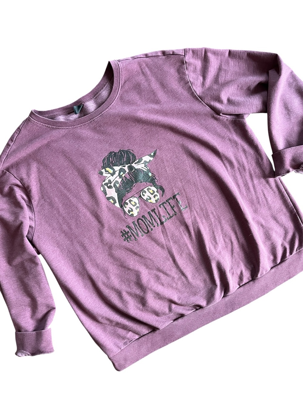 SHEIN Curve Dusty Mauve Crewneck Momlife Graphic Pullover